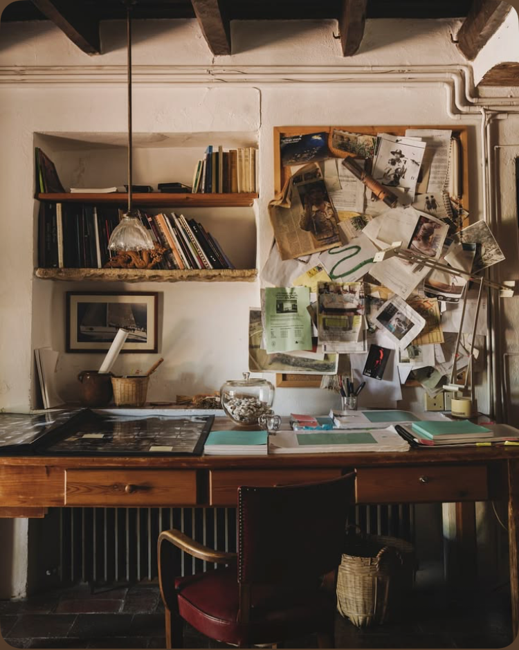 Writer's atelier